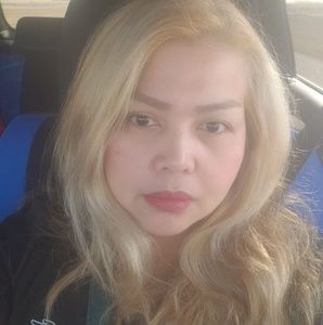 Meet your Posher, Imelda